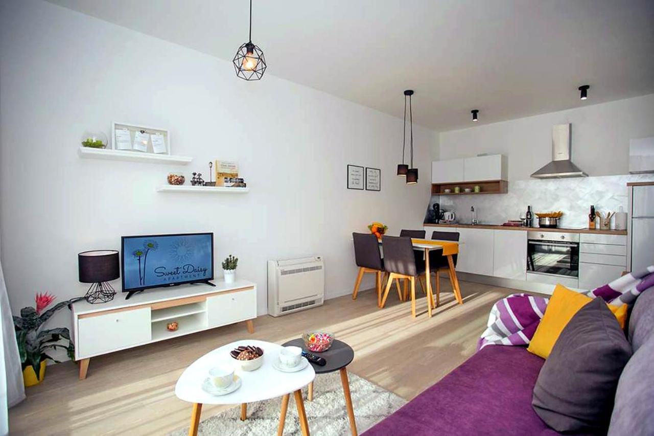 Apartment Sweet Daisy With Parking Zadar Exteriér fotografie